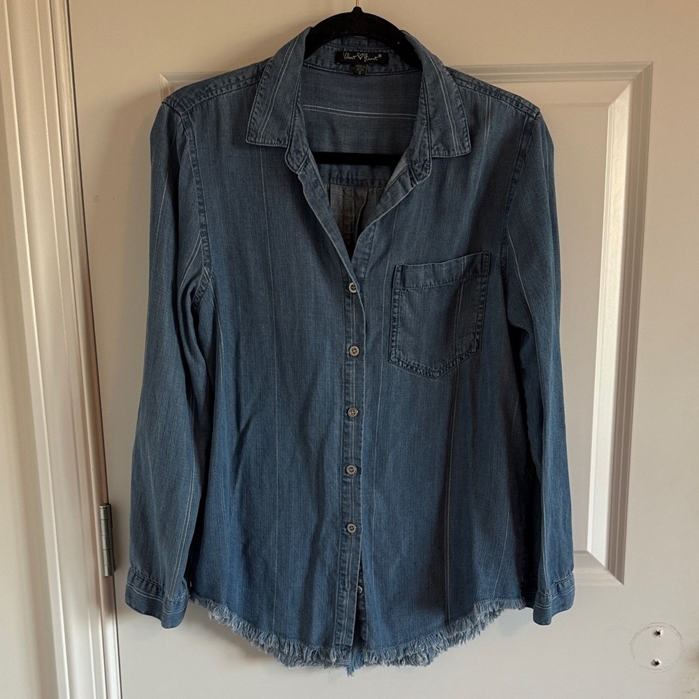 Velvet Heart Tencel Chambray Jean Shirt with Metallic Silver stripes Size Small
